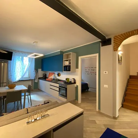 Apartment In Borgo - Holiday Group