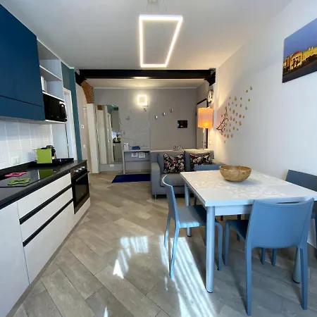In Borgo - Holiday Group Apartment *