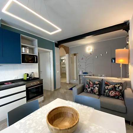 Apartment In Borgo - Holiday Group *