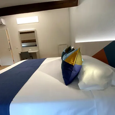 In Borgo - Holiday Group Apartment